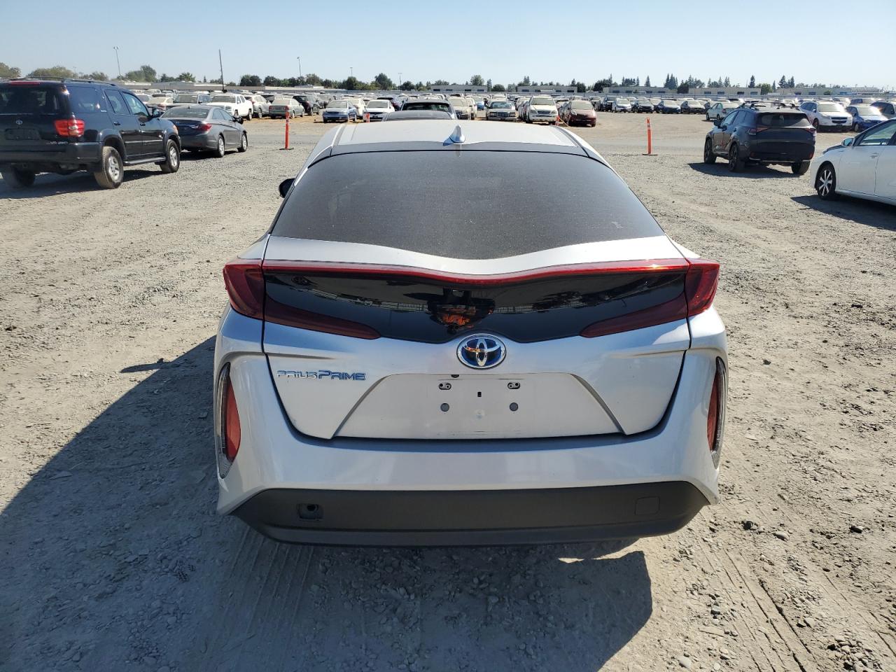 2018 Toyota Prius Prime VIN: JTDKARFP7J3094943 Lot: 81116915