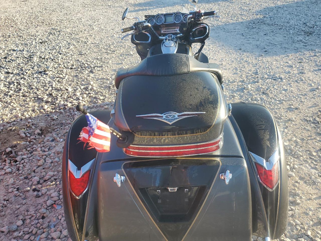 2011 Kawasaki Vn1700 B VIN: JKBVNRB1XBA002245 Lot: 81858845