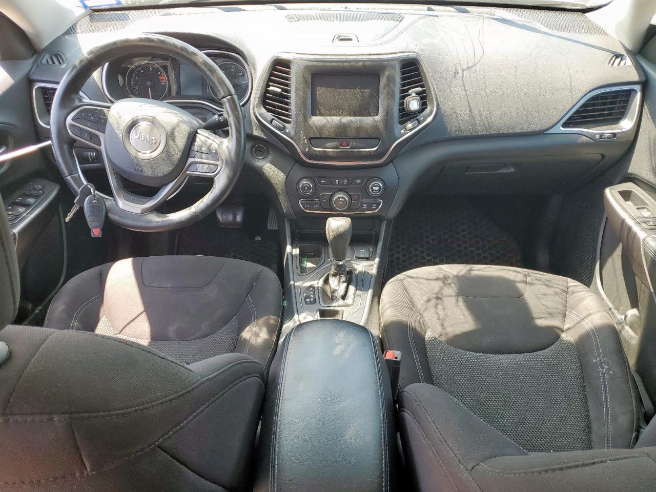 2019 Jeep Cherokee Latitude VIN: 1C4PJLCB3KD339793 Lot: 80649325