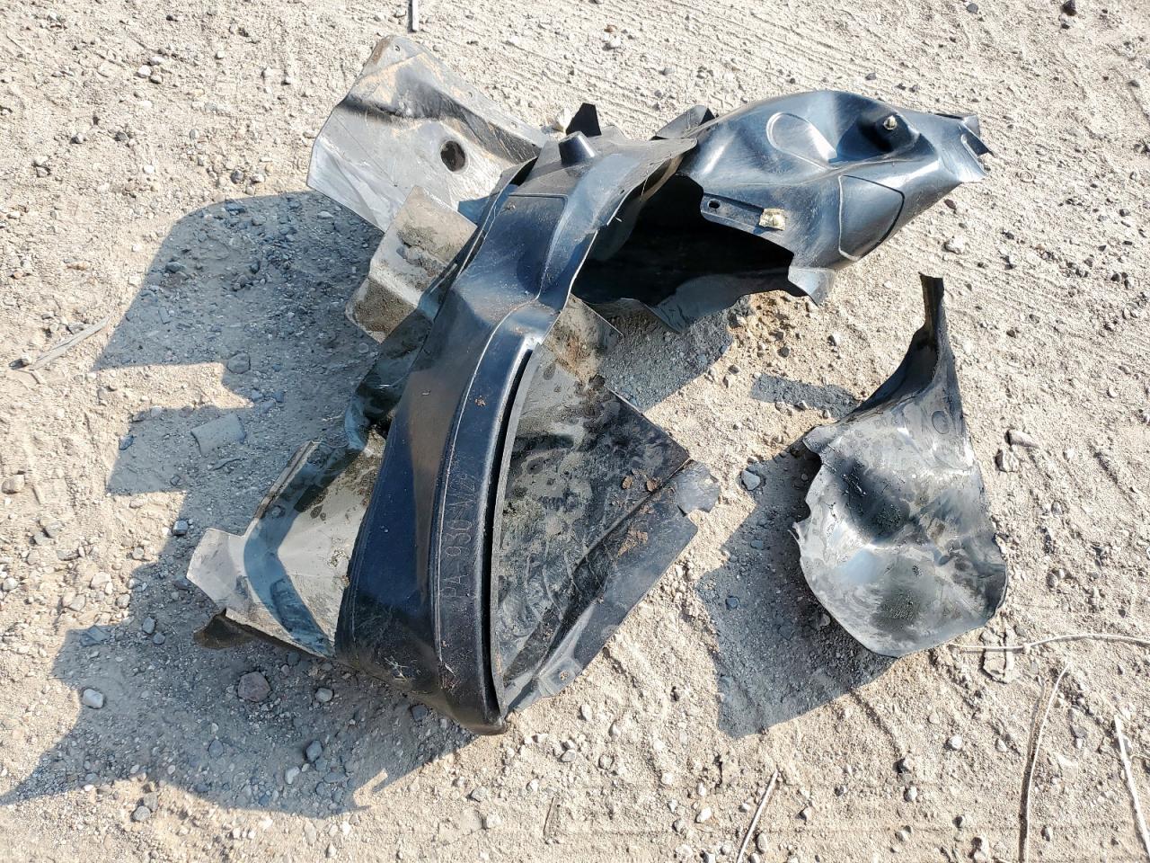 2018 Ford Focus Se VIN: 1FADP3F23JL288674 Lot: 81023645