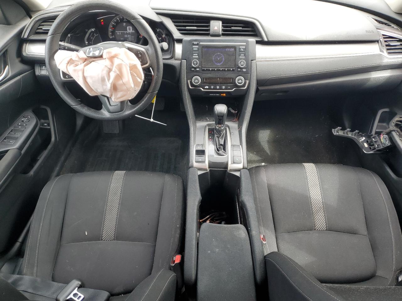 2018 Honda Civic Lx VIN: 2HGFC2F51JH607877 Lot: 80151685