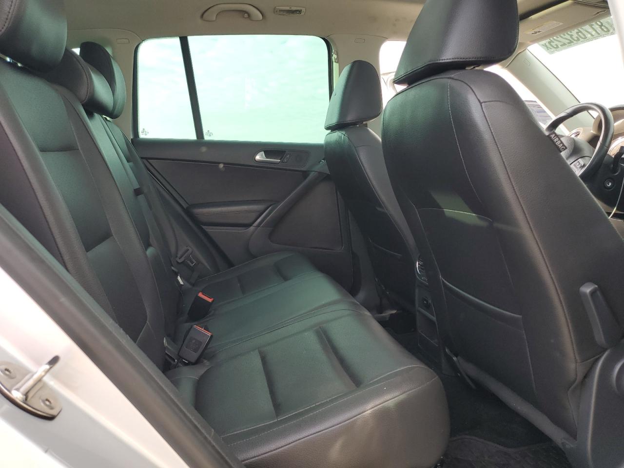2013 Volkswagen Tiguan S VIN: WVGAV3AX8DW568871 Lot: 81763225