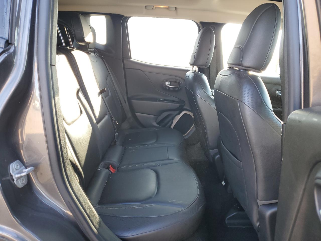 2016 Jeep Renegade Limited VIN: ZACCJBDTXGPC64230 Lot: 81842695