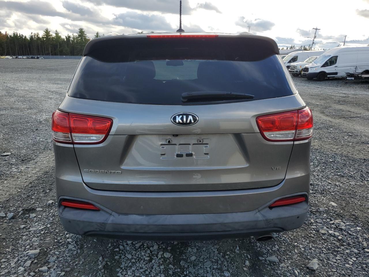 2016 Kia Sorento Lx VIN: 5XYPGDA50GG151985 Lot: 81179345