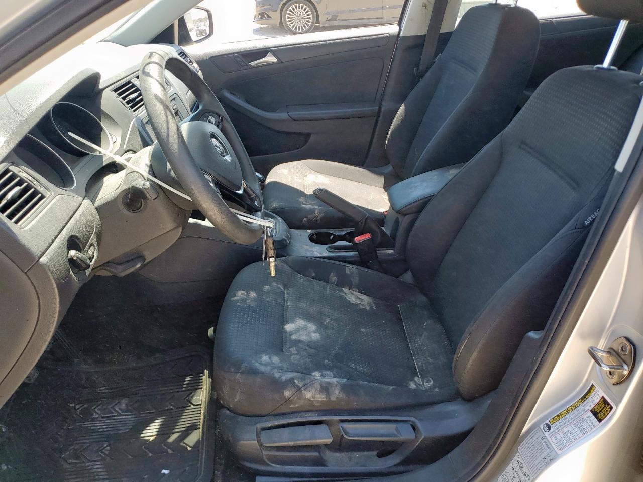 2015 Volkswagen Jetta Base VIN: 3VW1K7AJ3FM307177 Lot: 71205515