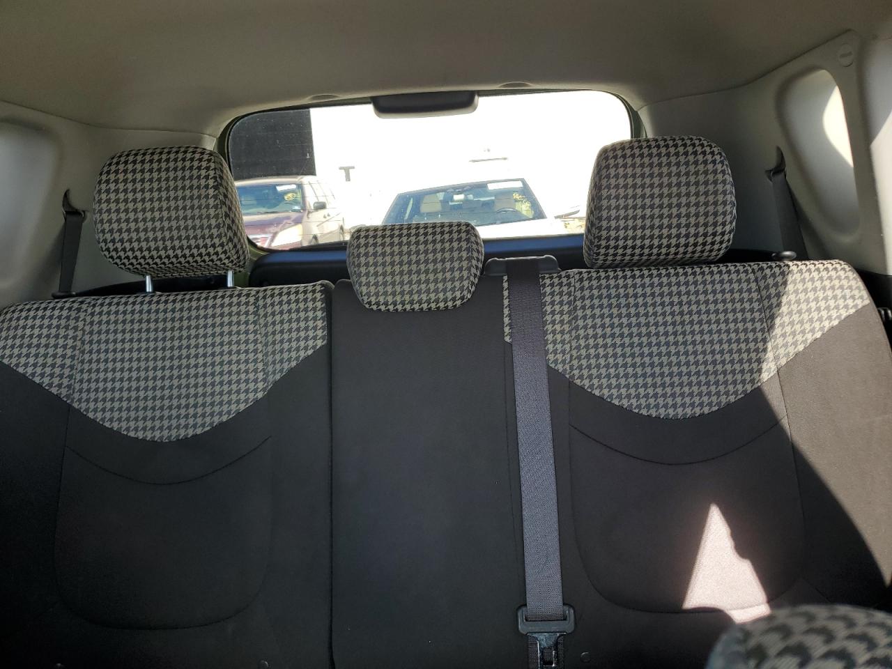 2012 Kia Soul + VIN: KNDJT2A6XC7427627 Lot: 84032145
