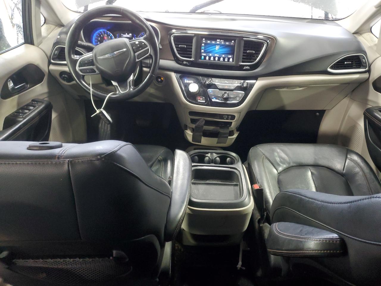 2019 Chrysler Pacifica Touring L VIN: 2C4RC1BG4KR527630 Lot: 84291225
