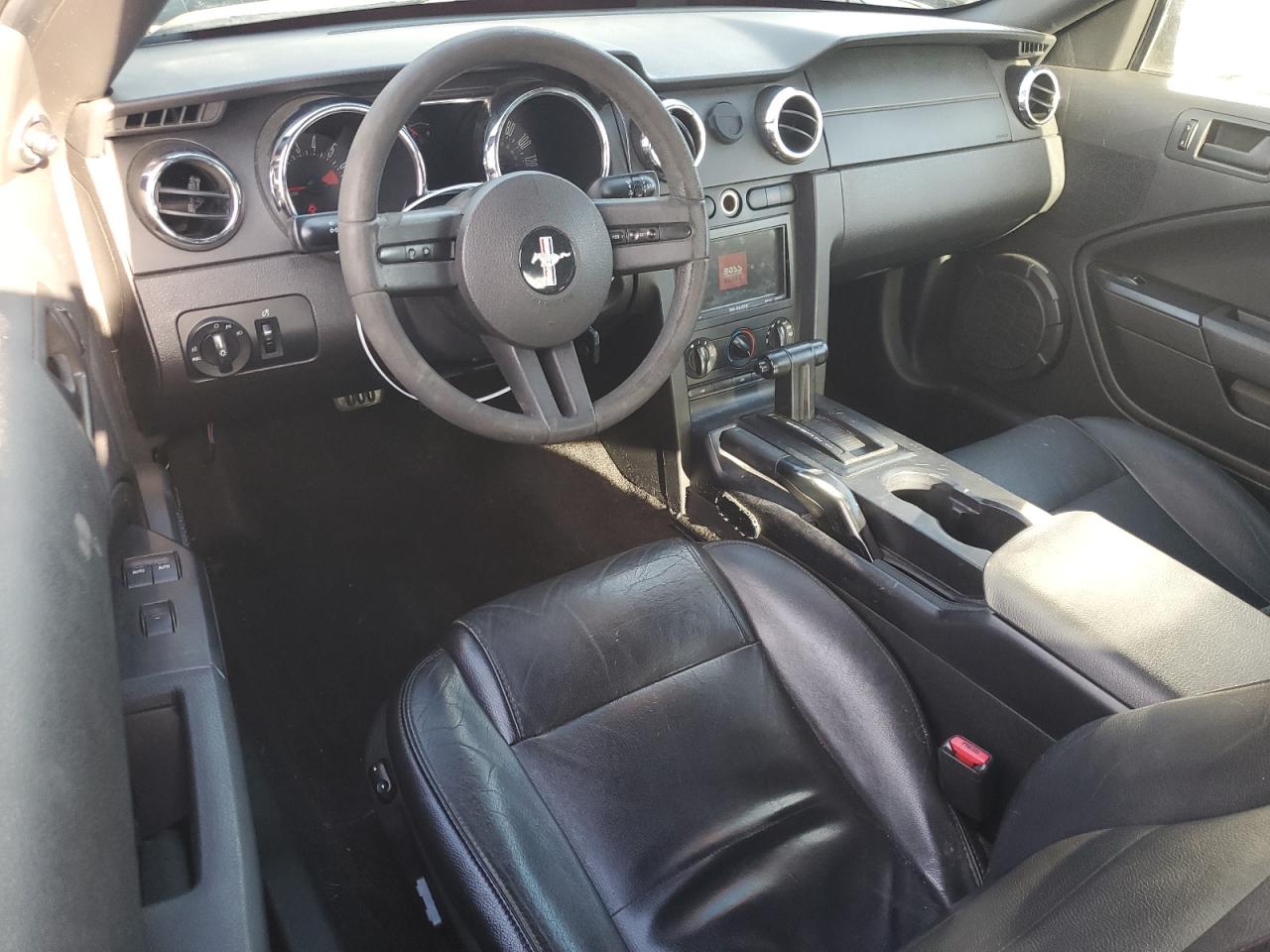 2006 Ford Mustang VIN: 1ZVFT84N565252096 Lot: 84902415