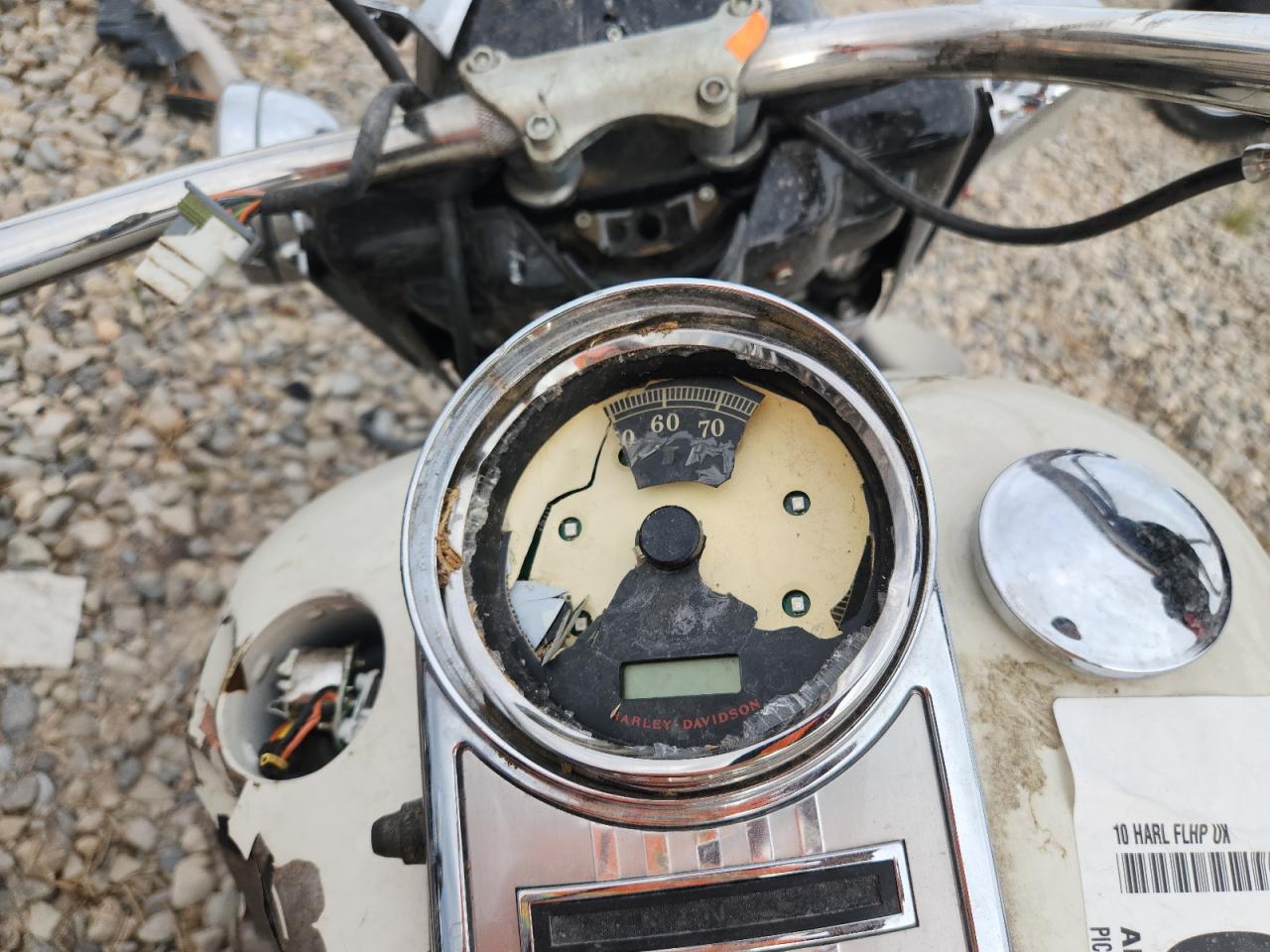 2010 Harley-Davidson Flhp VIN: 1HD1FHM13AB637389 Lot: 81570275