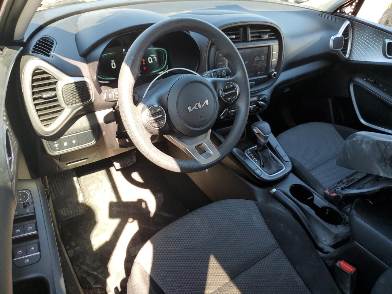 2024 Kia Soul Lx VIN: KNDJ23AU2R7910755 Lot: 84032425