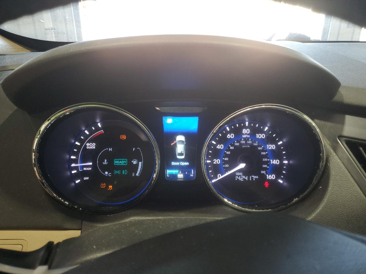 2013 Hyundai Sonata Hybrid VIN: KMHEC4A45DA084642 Lot: 71011085