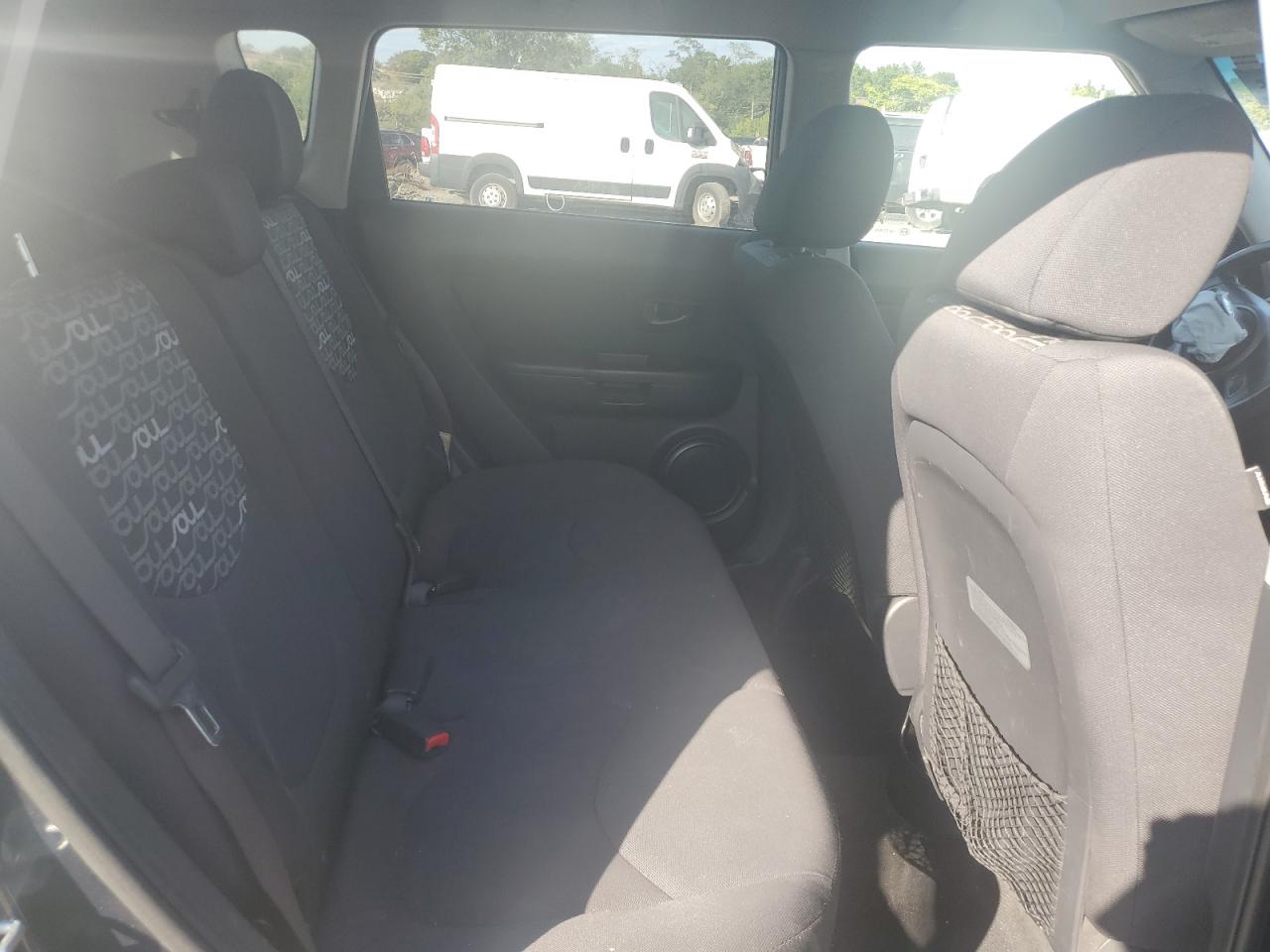 2011 Kia Soul + VIN: KNDJT2A20B7332201 Lot: 72103395