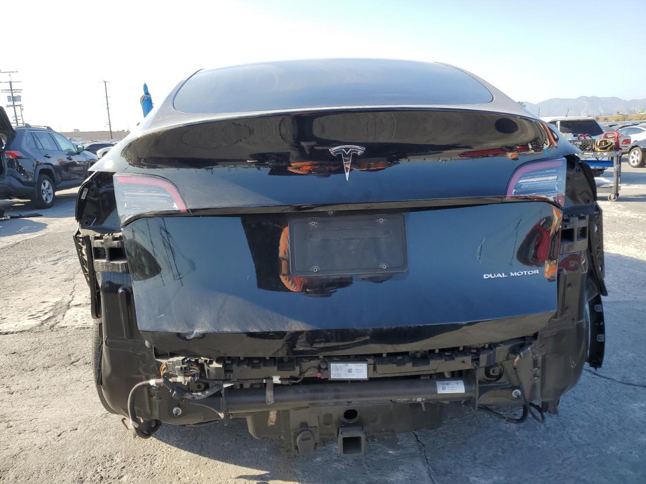 2022 Tesla Model Y VIN: 7SAYGAEE0NF493974 Lot: 84981275