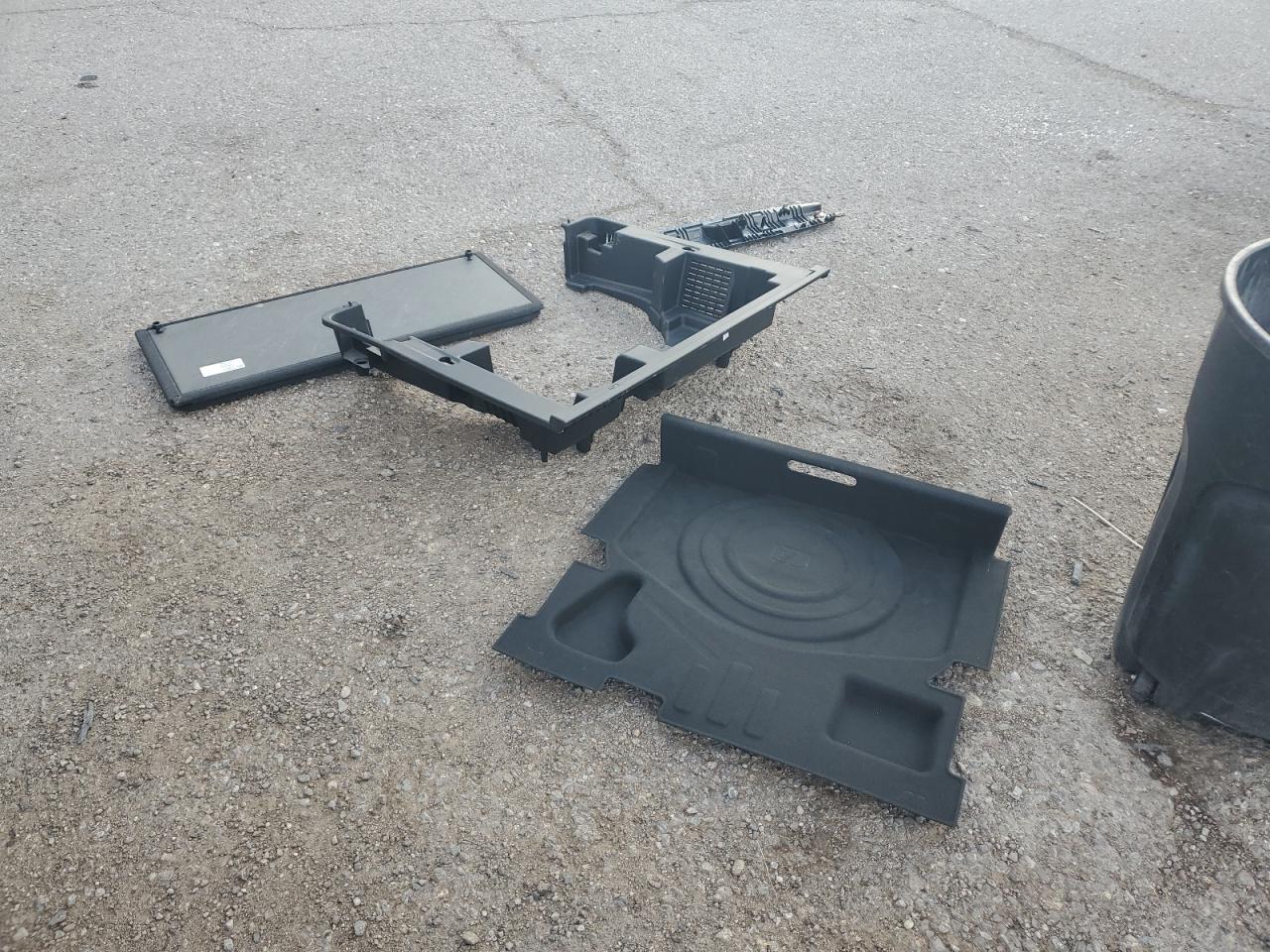 2020 Chevrolet Equinox Lt VIN: 2GNAXLEX9L6202832 Lot: 80585215