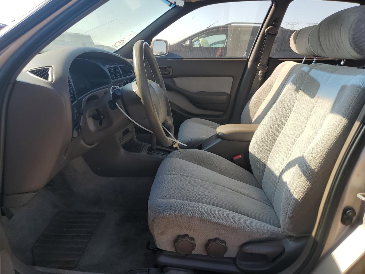 1995 Toyota Camry Le VIN: 4T1GK12E9SU100869 Lot: 80628715