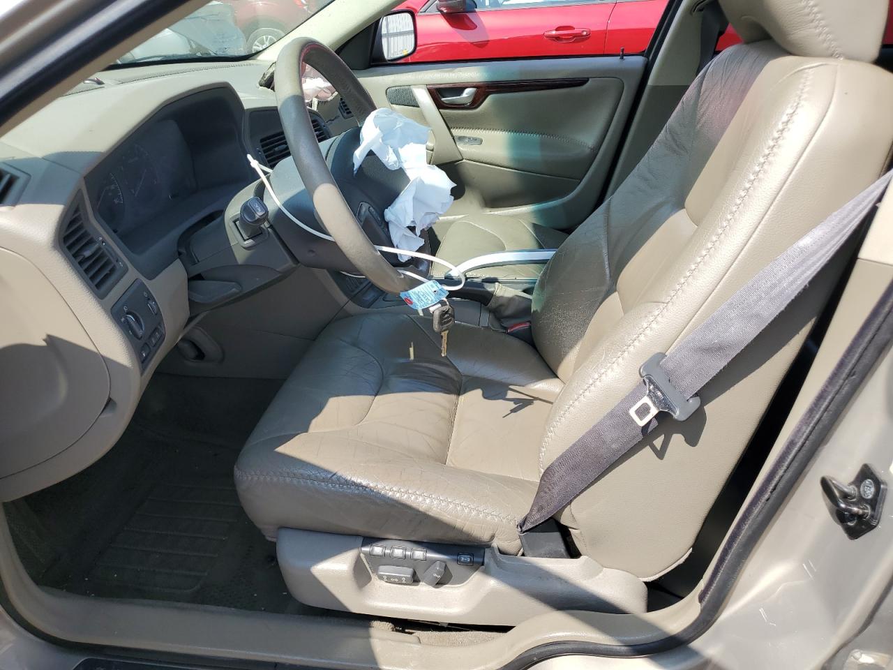 2002 Volvo V70 Xc VIN: YV1SZ58D821061607 Lot: 80203875