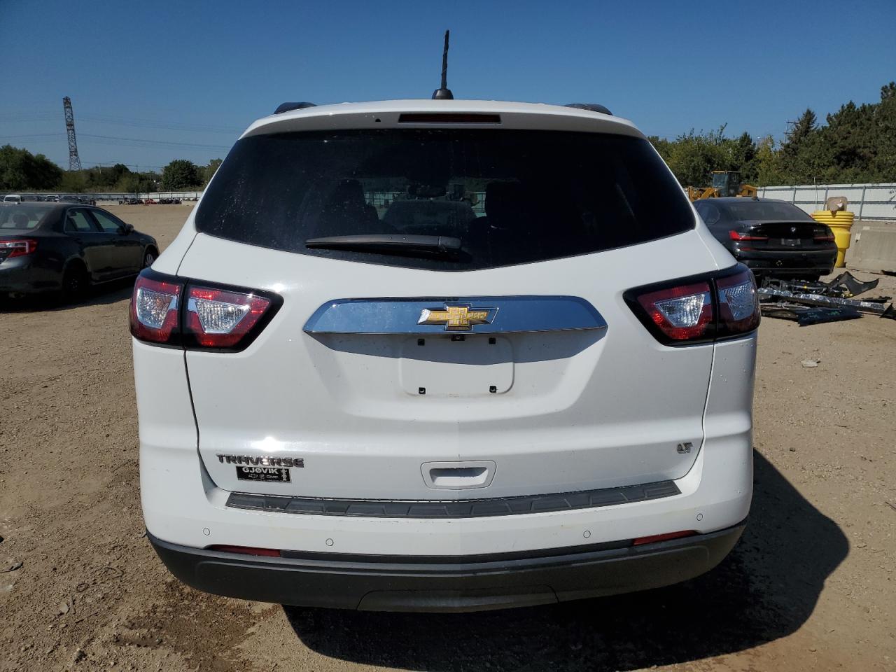 2017 Chevrolet Traverse Lt VIN: 1GNKRGKD3HJ270117 Lot: 84001945