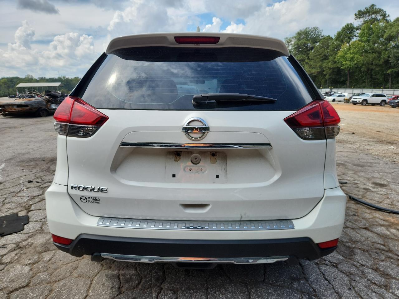 2018 Nissan Rogue S VIN: 5N1AT2MT2JC709021 Lot: 81859195