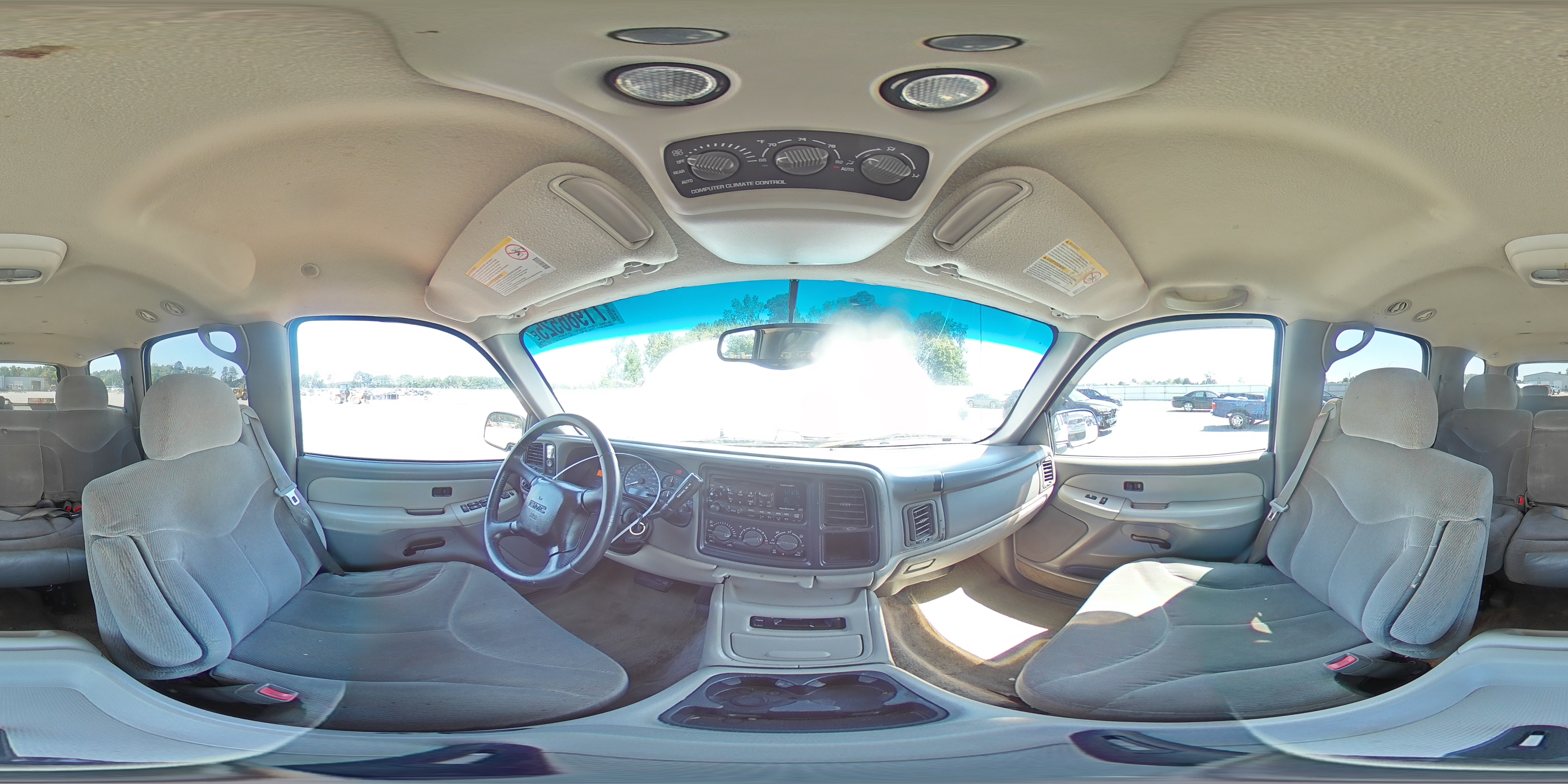 2002 GMC Yukon VIN: 1GKEC13Z82J287389 Lot: 71986525