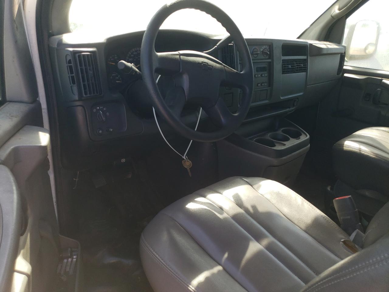 2004 Chevrolet Express G3500 VIN: 1GCHG35U241238816 Lot: 80859055