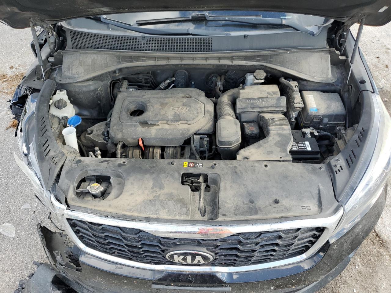 2019 Kia Sorento L VIN: 5XYPG4A38KG565281 Lot: 81644265