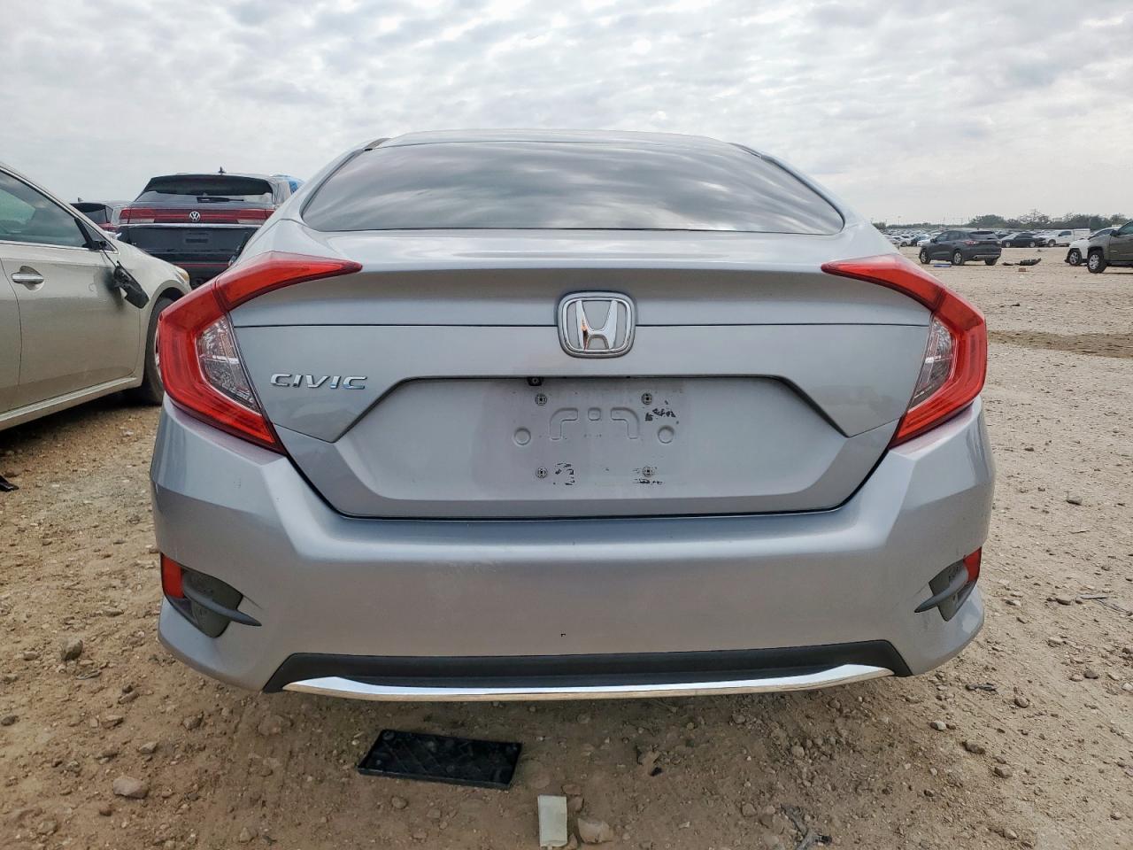 2019 Honda Civic Lx VIN: 2HGFC2F67KH592005 Lot: 71282435