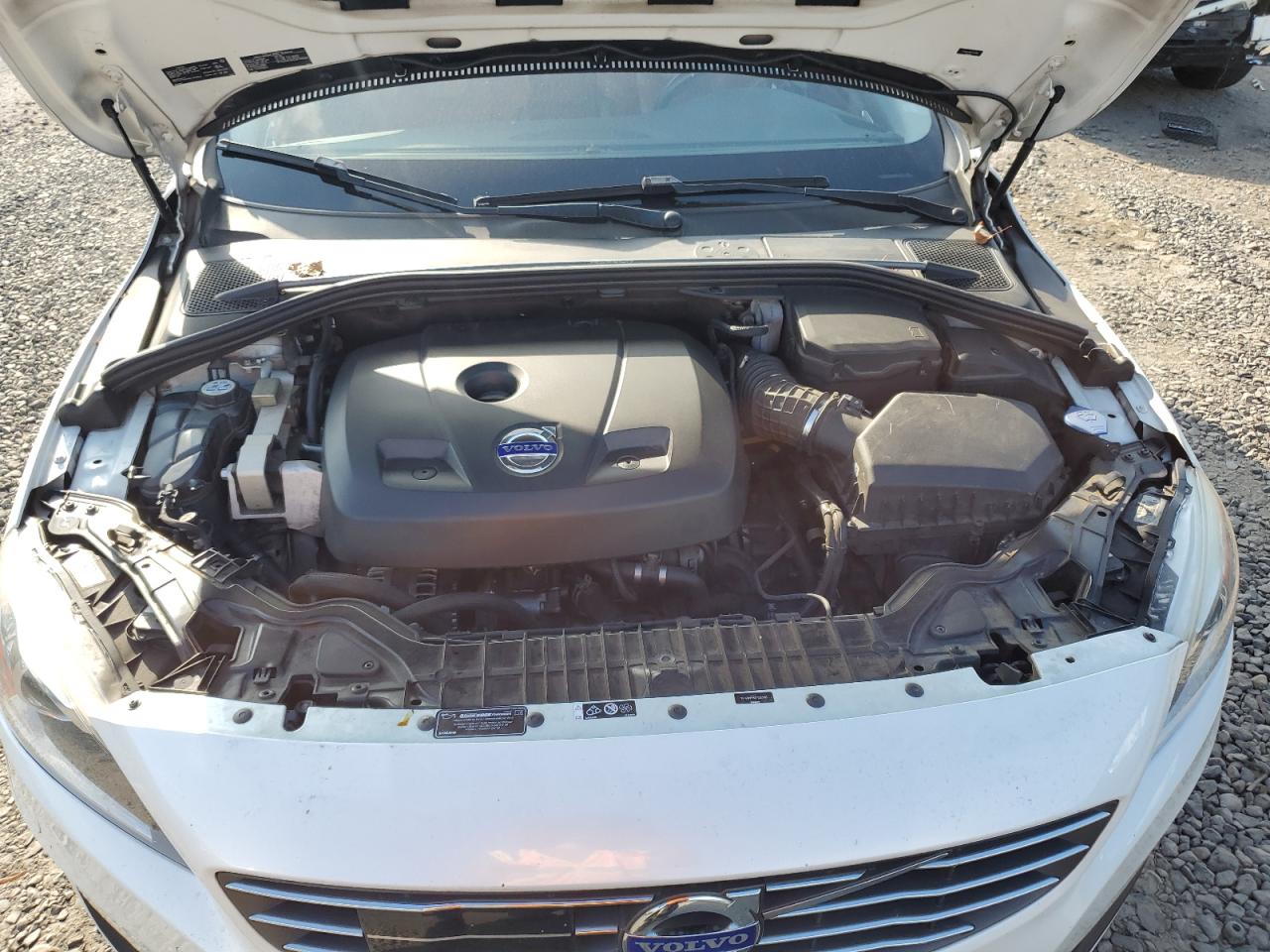 2015 Volvo S60 Platinum VIN: YV149MFMXF1333165 Lot: 80567195