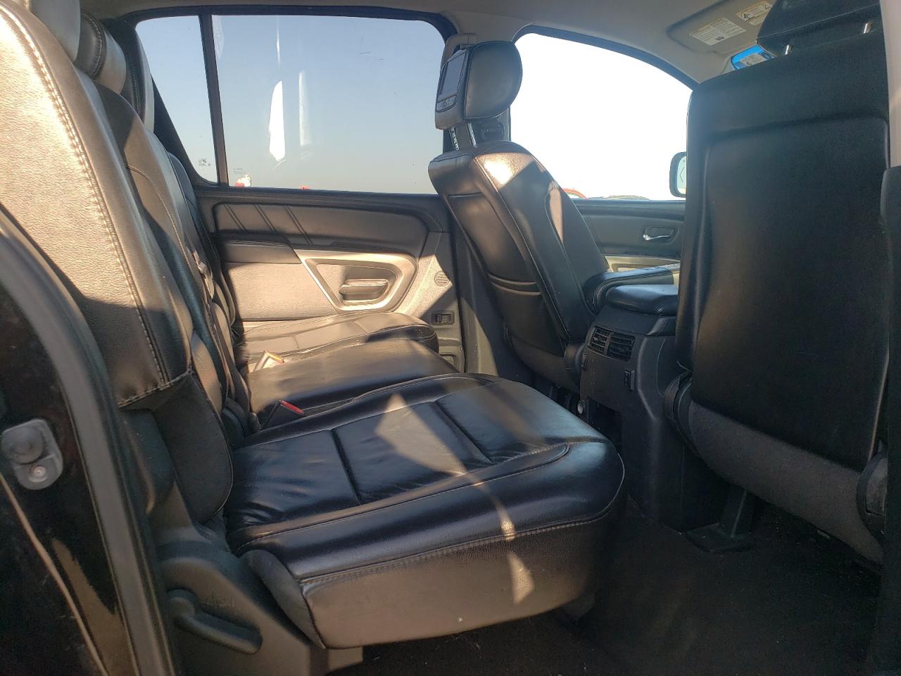 2015 Nissan Armada Sv VIN: 5N1AA0ND2FN622362 Lot: 80541855