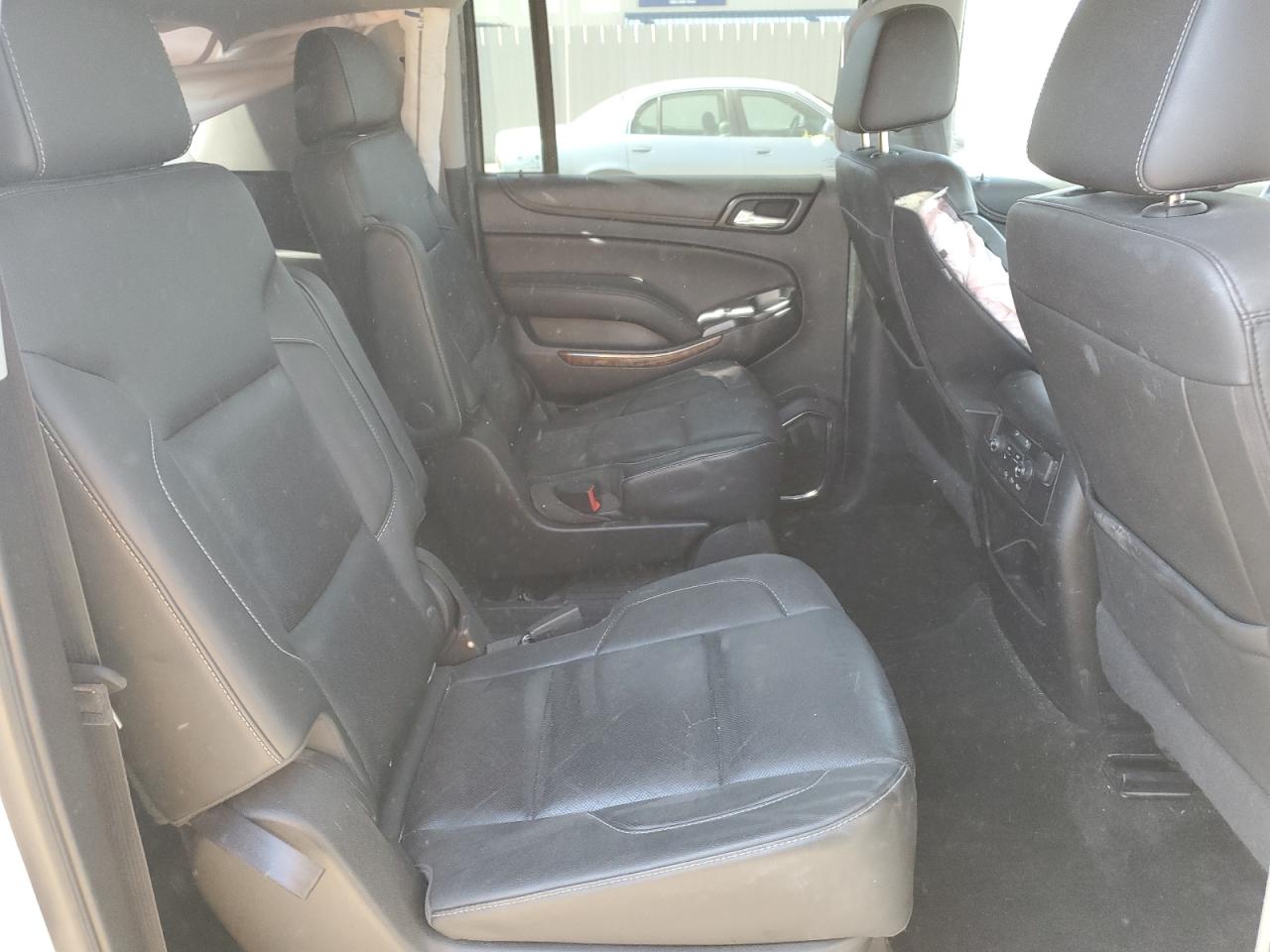 2017 Chevrolet Suburban K1500 Premier VIN: 1GNSKJKC9HR378820 Lot: 81209605