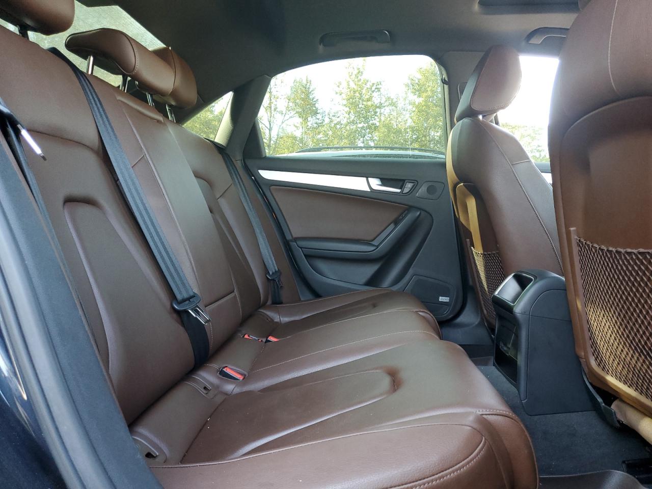 2016 Audi A4 Komfort Plus VIN: WAUBFCFL2GN008637 Lot: 70330015