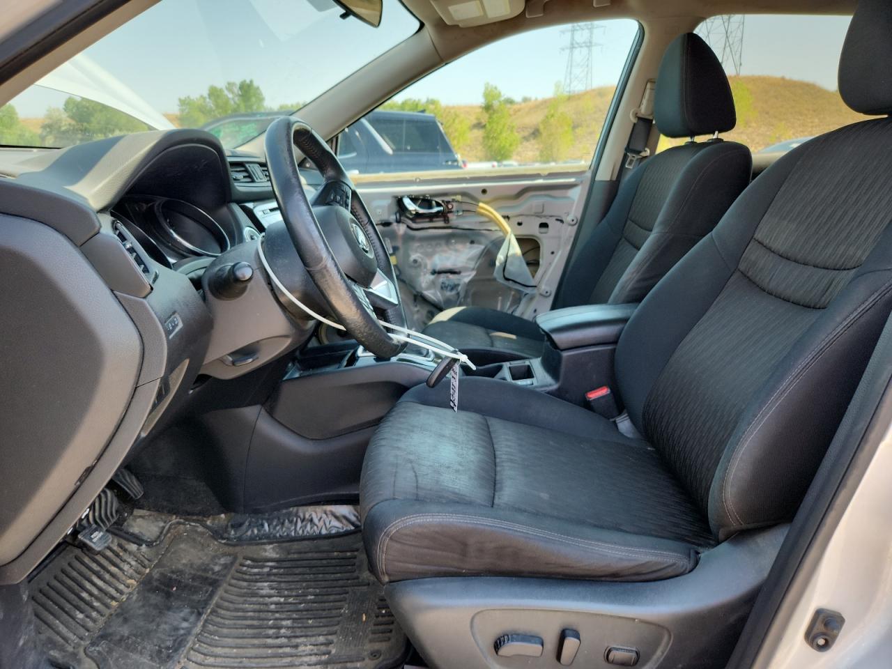 2017 Nissan Rogue Sv VIN: 5N1AT2MV0HC744913 Lot: 71498845