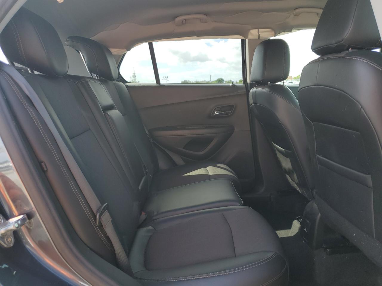 2022 Chevrolet Trax 1Lt VIN: KL7CJPSM5NB560303 Lot: 84602435