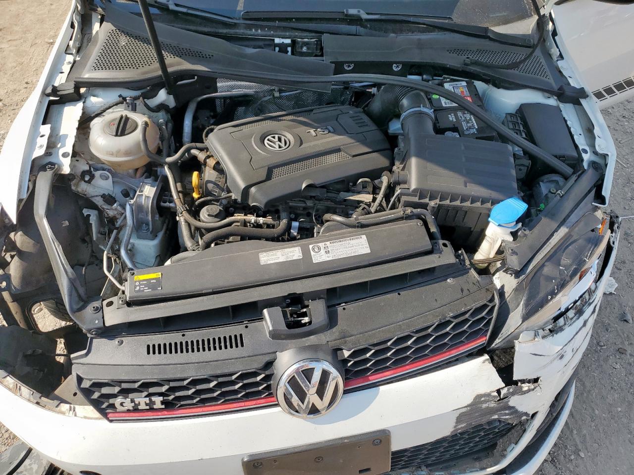 2015 Volkswagen Gti VIN: 3VW4T7AU0FM015801 Lot: 81104335