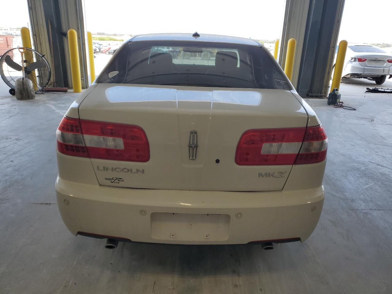 2008 Lincoln Mkz VIN: 3LNHM26T88R601961 Lot: 81628235