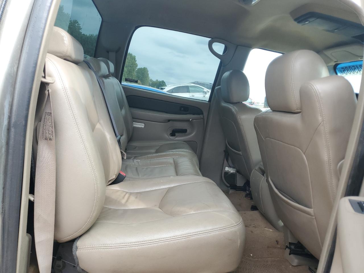 2001 Chevrolet Silverado K2500 Heavy Duty VIN: 1GCHK23G51F103172 Lot: 81245085