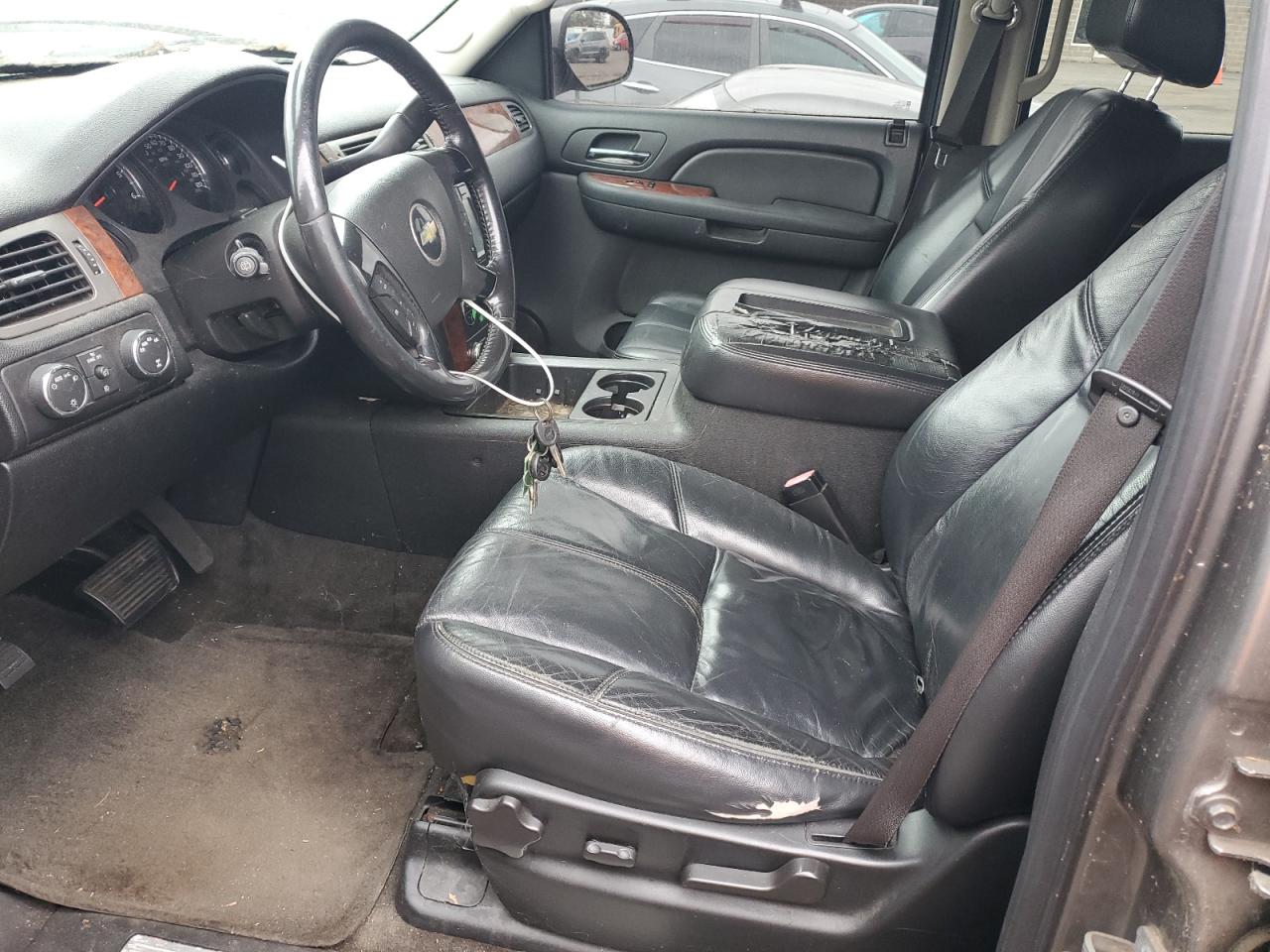 2008 Chevrolet Tahoe K1500 VIN: 1GNFK13048R173380 Lot: 81737175