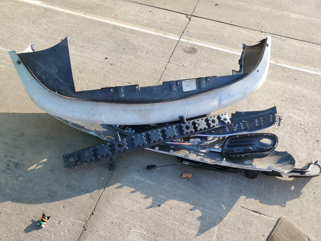 2011 Chrysler Town & Country Touring L VIN: 2A4RR8DG2BR611024 Lot: 71471135