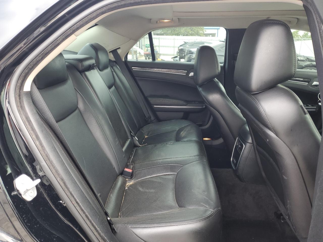 2016 Chrysler 300 Limited VIN: 2C3CCAAG8GH235360 Lot: 71876225