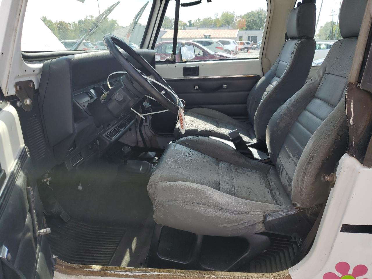 1992 Jeep Wrangler / Yj VIN: 2J4FY29S5NJ502771 Lot: 80866445