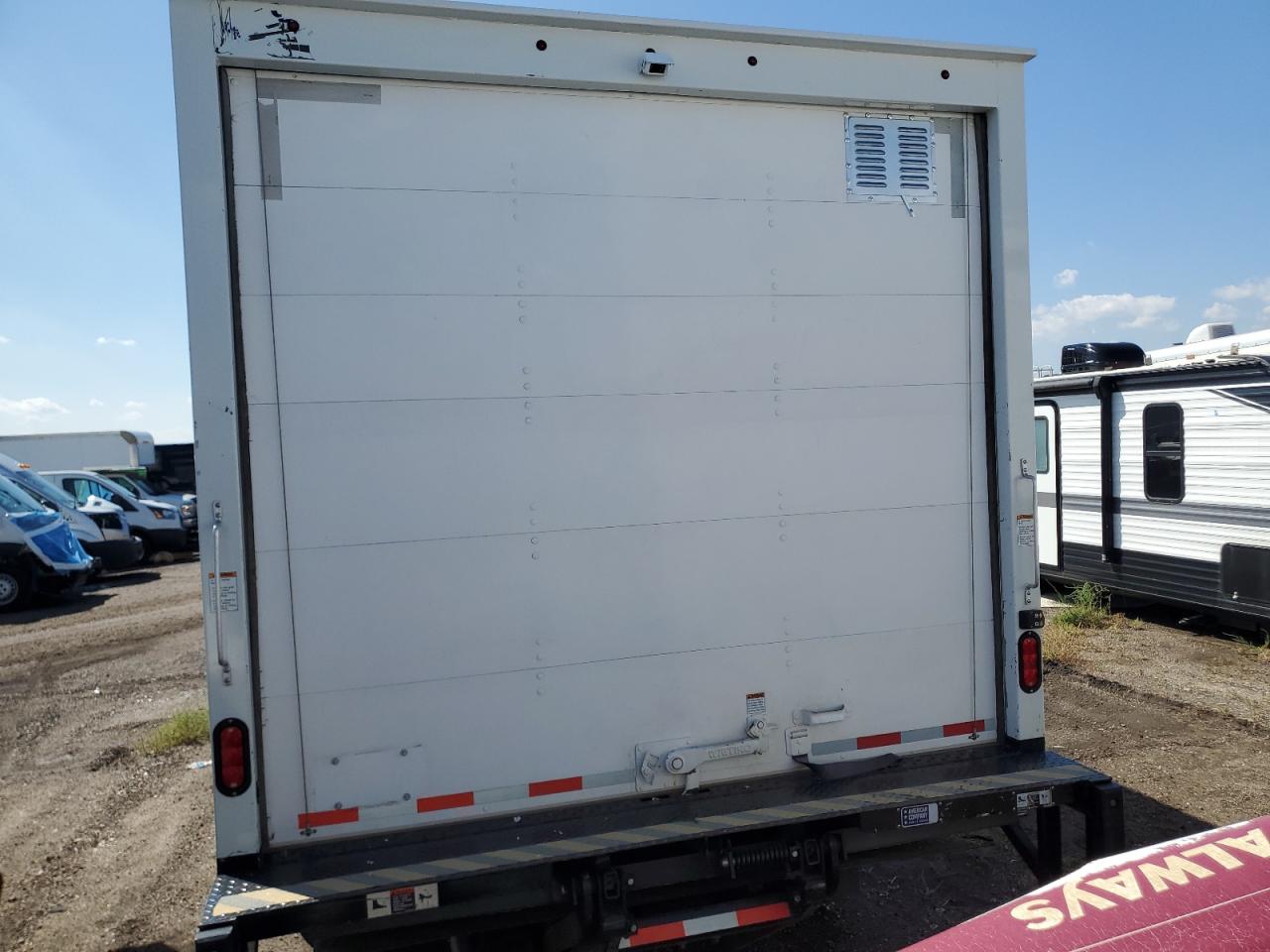 2022 Ford Econoline E450 Super Duty Cutaway Van VIN: 1FDXE4FN3NDC10064 Lot: 62122315