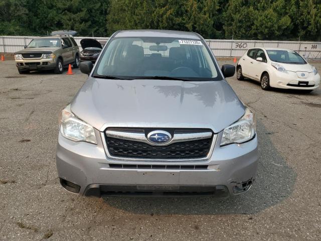  SUBARU FORESTER 2016 Серебристый