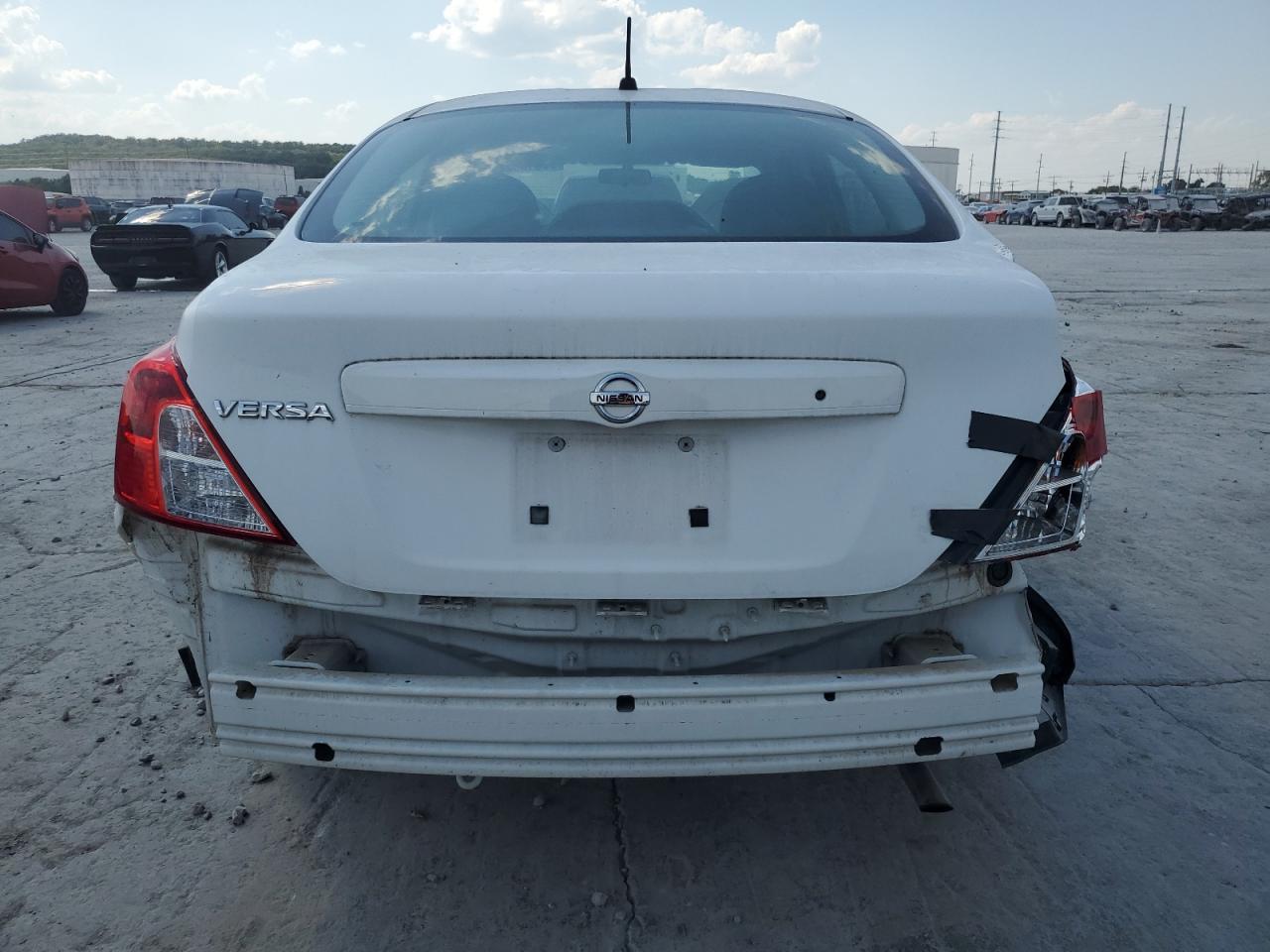 2016 Nissan Versa S VIN: 3N1CN7AP2GL897809 Lot: 80613035