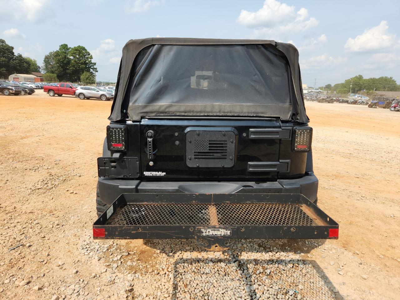 2014 Jeep Wrangler Sport VIN: 1C4AJWAG7EL200220 Lot: 71811455