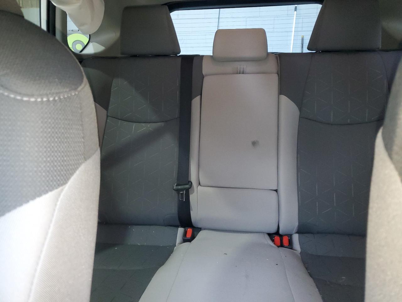 2021 Toyota Rav4 Xle VIN: 2T3RWRFV2MW112779 Lot: 80861175