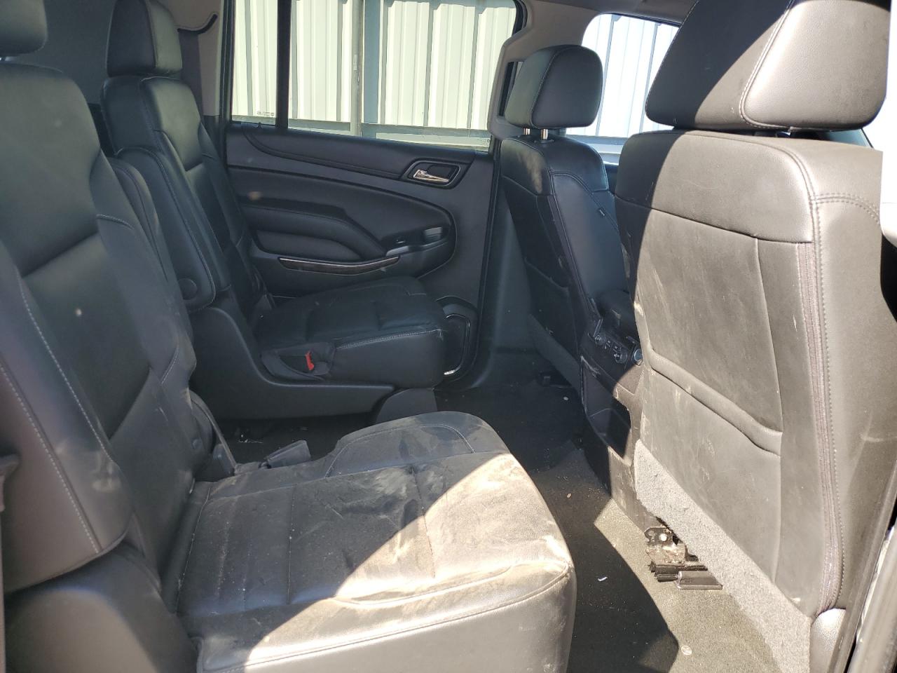2017 Chevrolet Suburban K1500 Lt VIN: 1GNSKHKC2HR357851 Lot: 80357175
