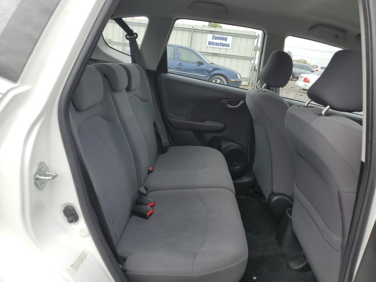 2010 Honda Fit VIN: JHMGE8H25AC037595 Lot: 83799495