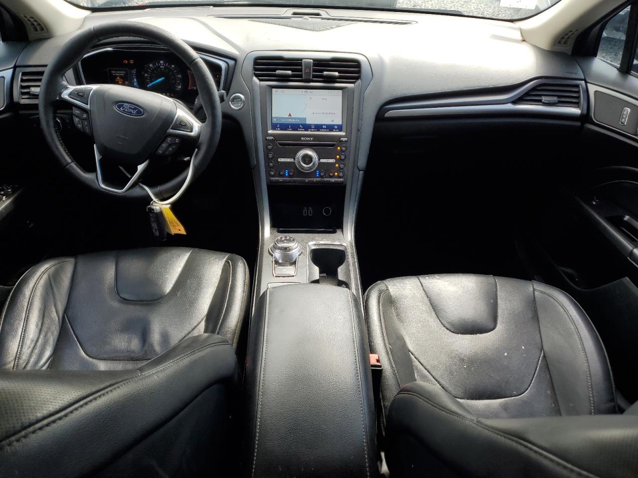 2020 Ford Fusion Titanium VIN: 3FA6P0RUXLR100516 Lot: 71117835