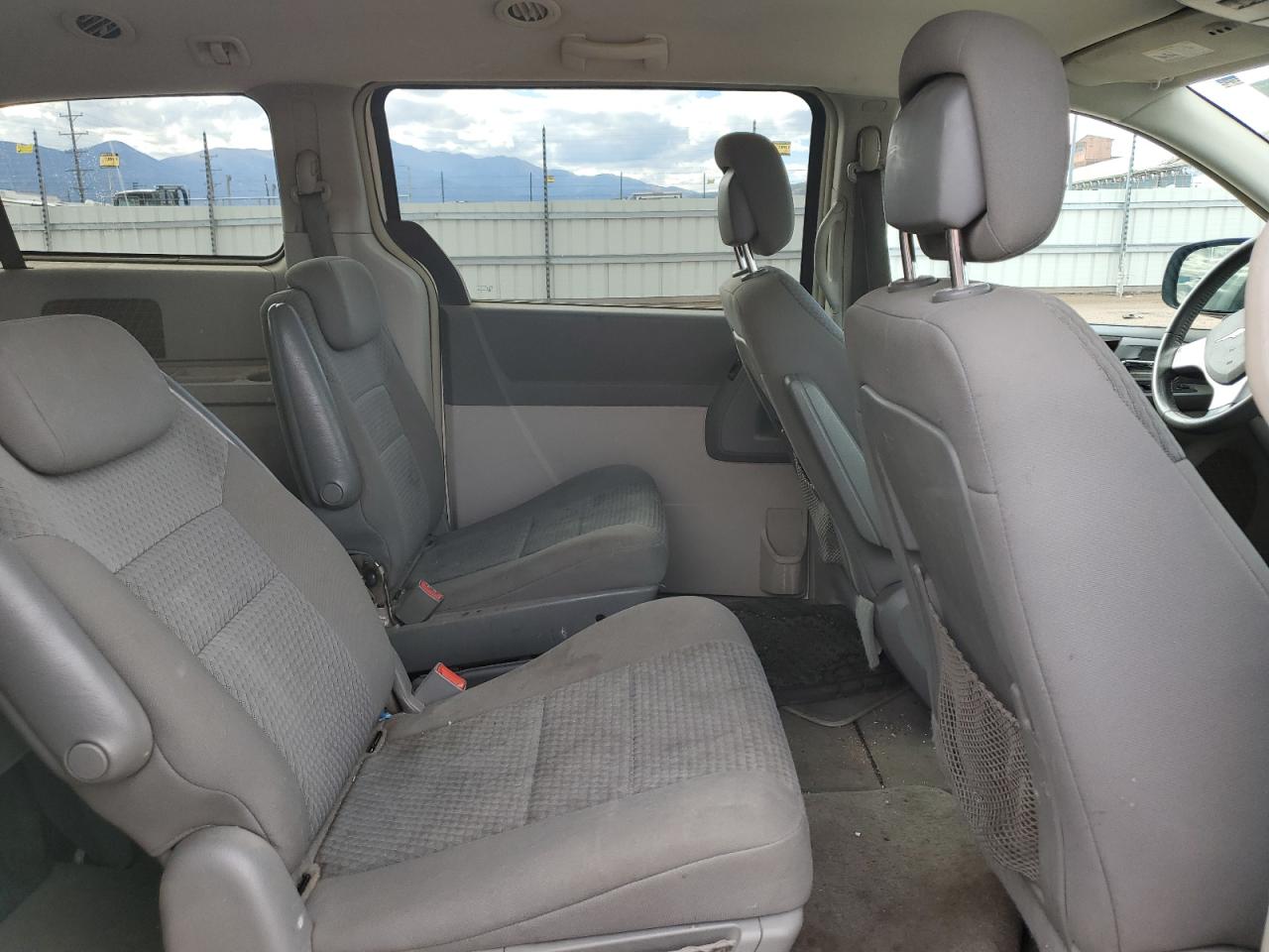 2010 Chrysler Town & Country Touring VIN: 2A4RR5D16AR460441 Lot: 84818675