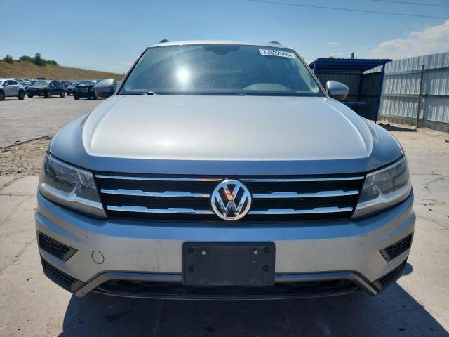 VOLKSWAGEN TIGUAN 2020 Серебристый