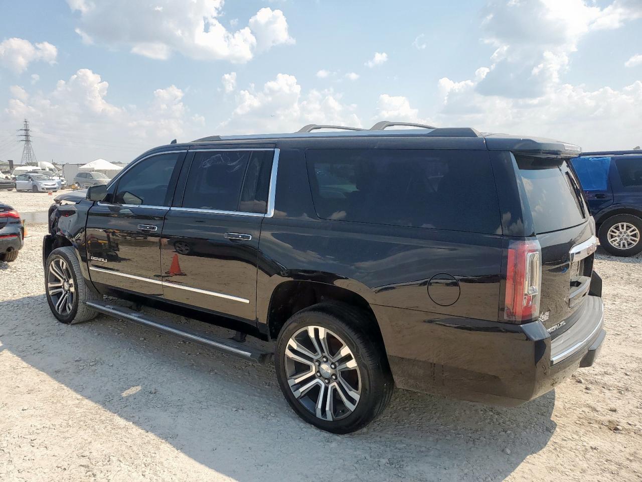 2020 GMC Yukon Xl Denali black null gas 1GKS1HKJ2LR117402 photo #3